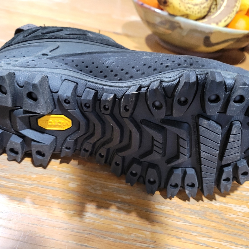 Men's size 8 ankle boots